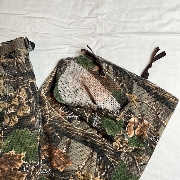 Cabela’s Camo/Hunting Pants. - Picture 4 of 7
